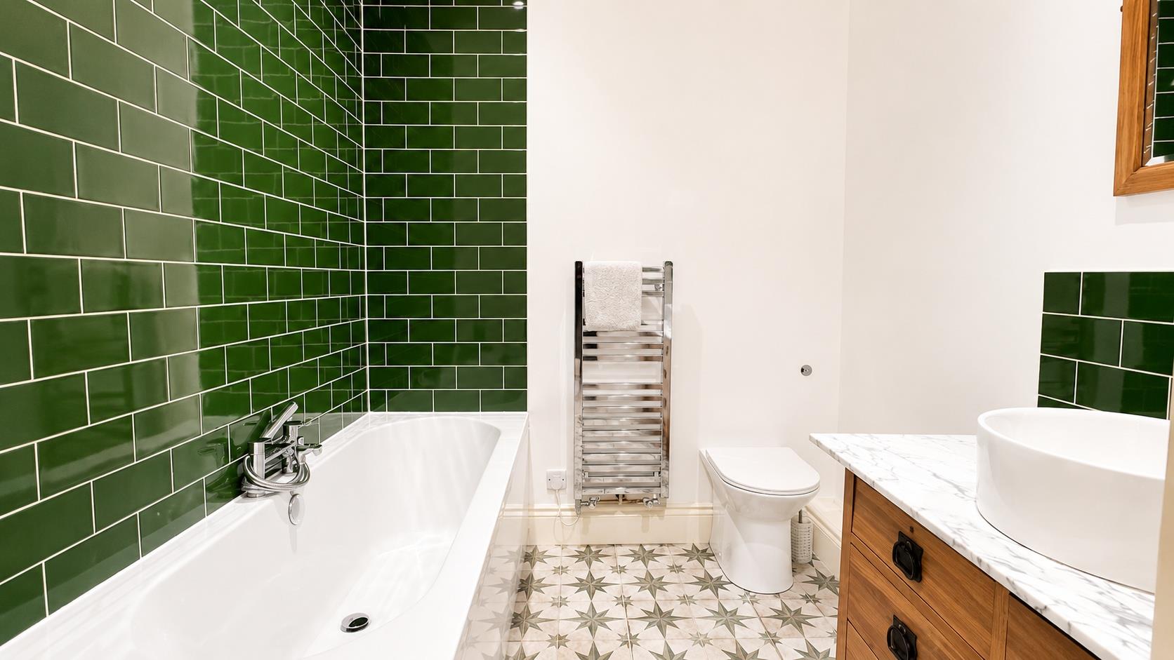 2 bed property in Marina, St. Leonards-On-Sea